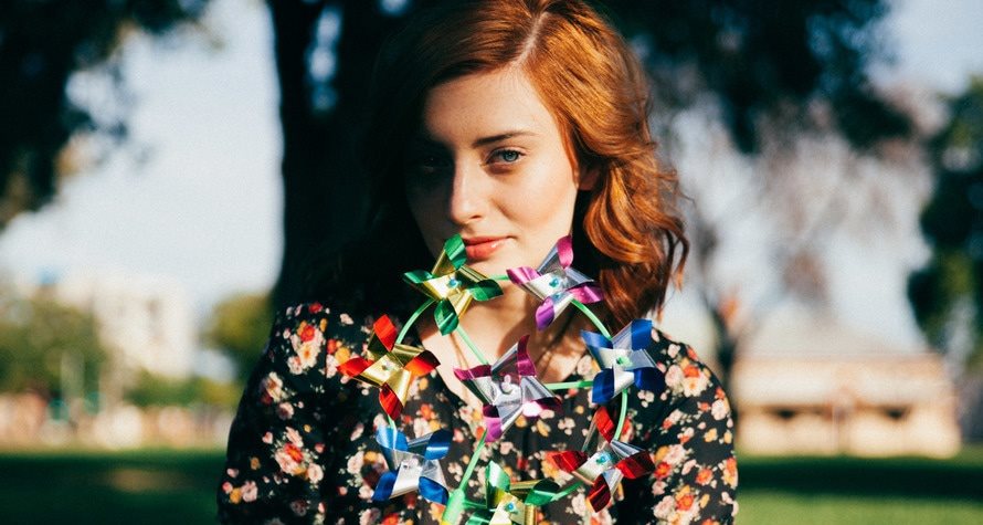 С первым весенним праздником — 8 Марта!